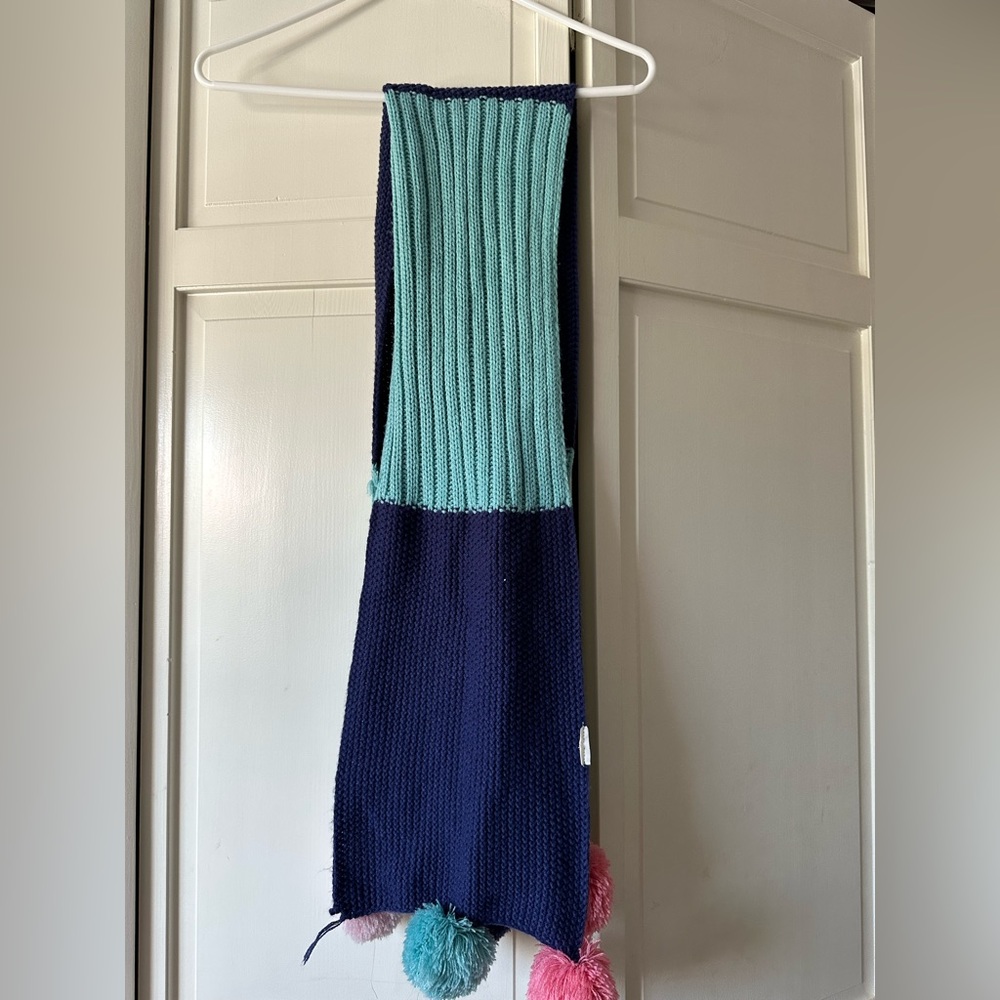Pom Pom Scarf